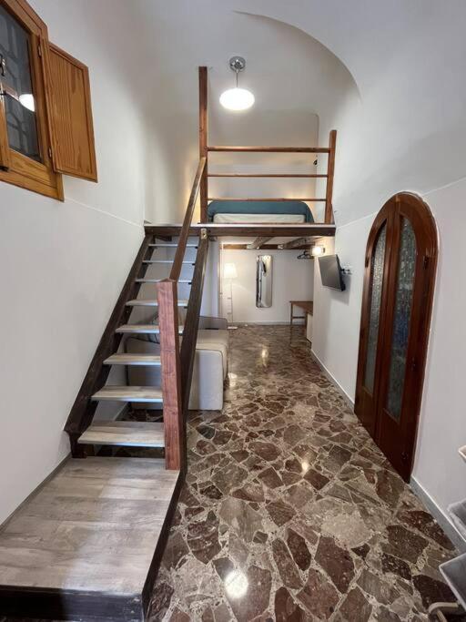 Casa Vacanze Piazza San Pietro Bari Kültér fotó